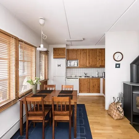 Karhunvartijan Kota - Center & Pass Apartment *